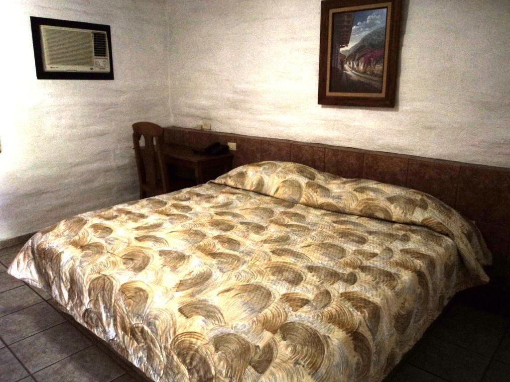 Hotel El Rancho Навохоа Стая снимка