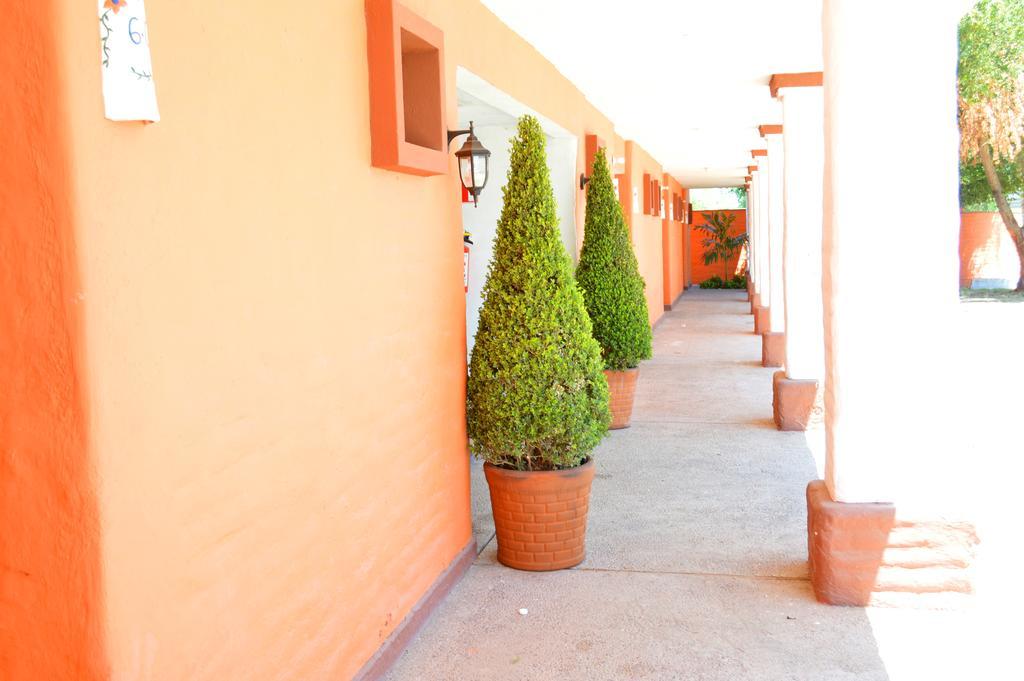 Hotel El Rancho Навохоа Екстериор снимка