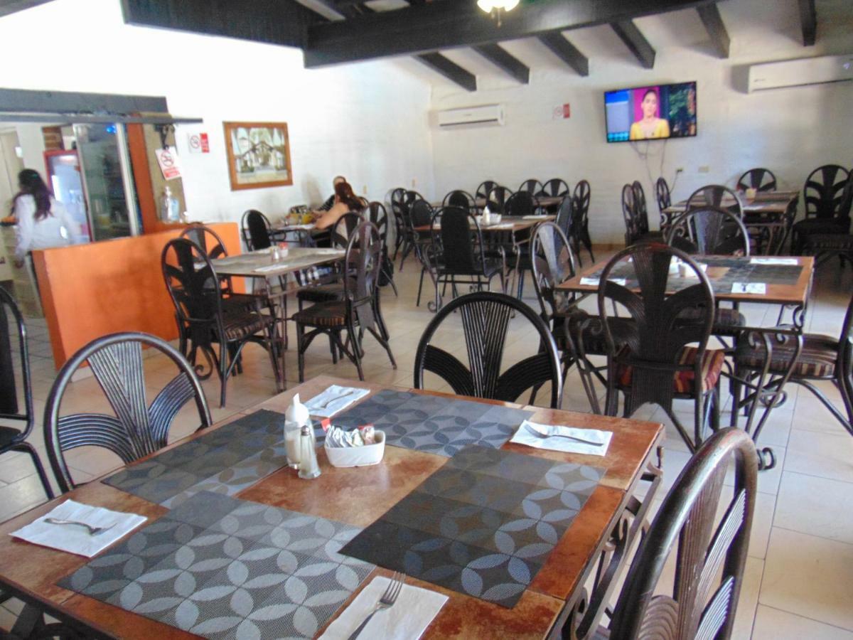 Hotel El Rancho Навохоа Екстериор снимка