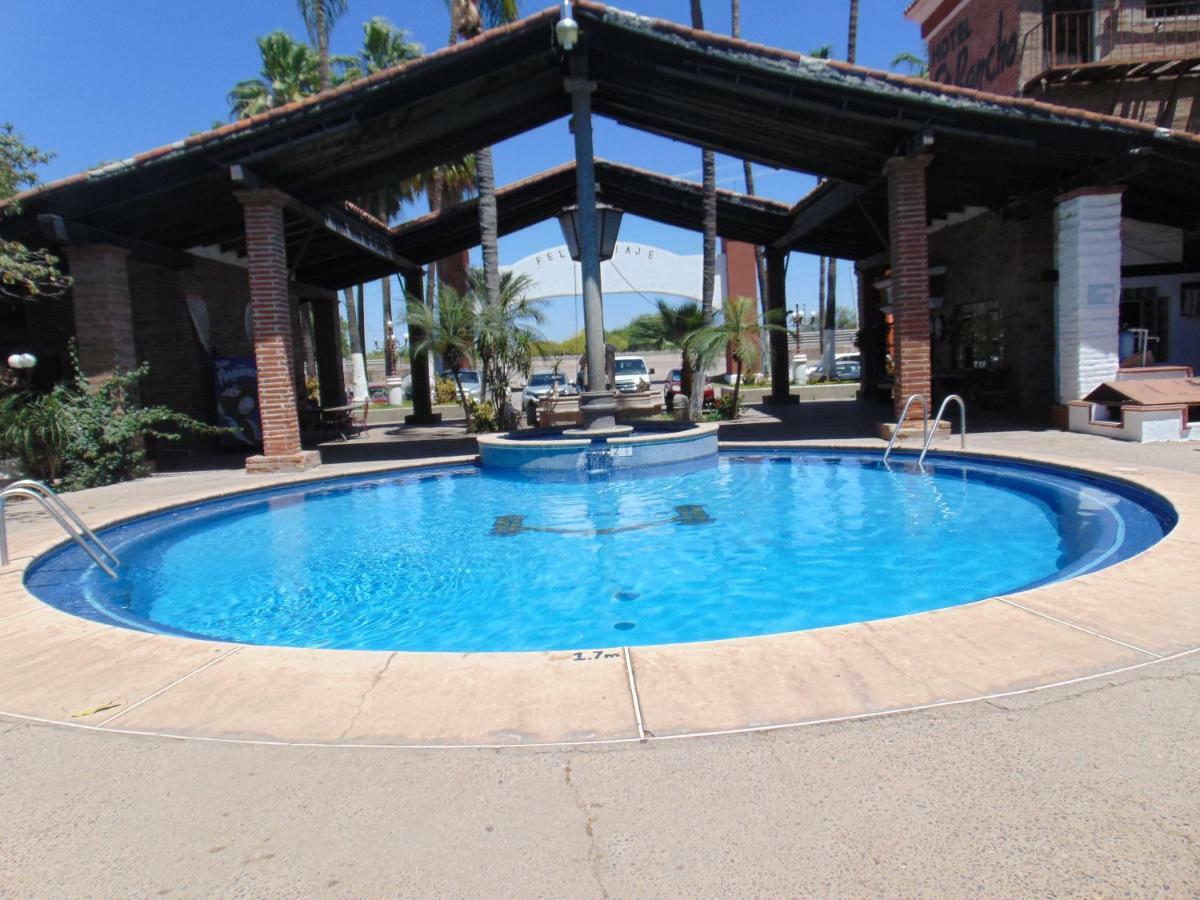 Hotel El Rancho Навохоа Екстериор снимка